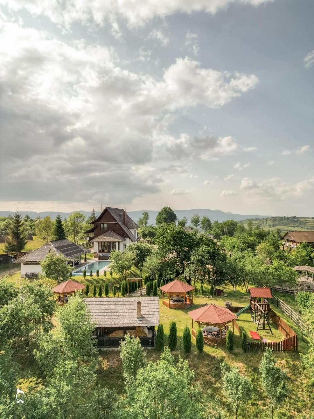 Soare-N Maramures Budeşti Extérieur photo